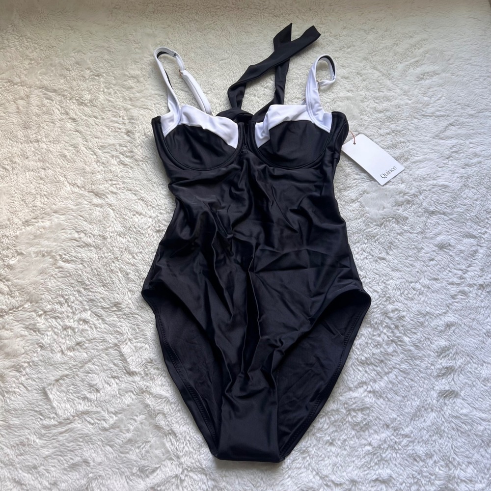 Quince Womens Underwire Colorblock One Piece Swimsuit Black White Size S NEW NWT